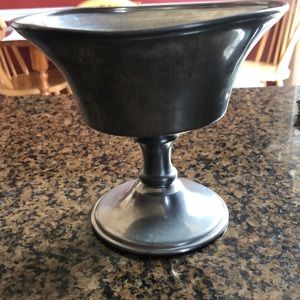 Vintage Woodbury Pewterers pedestal bowl